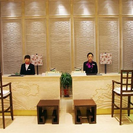 Готель Royal Run Liaocheng Екстер'єр фото